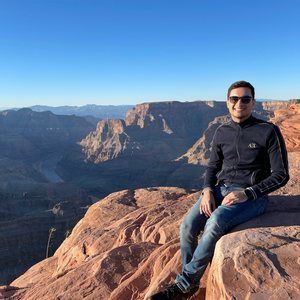 Meet your Posher, Davide